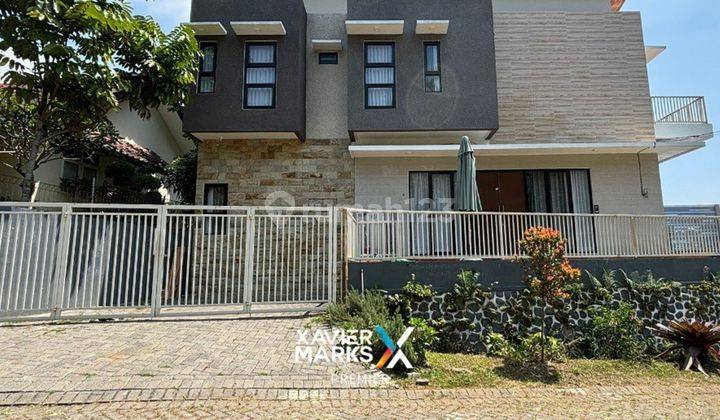 Rumah Villa Full Furnish View Pegunungan di Panderman Hill Batu 1