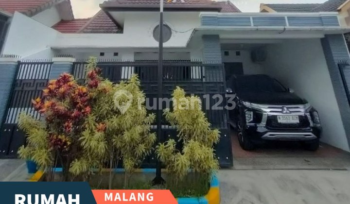 Rumah Siap Huni Bangunan Terawat di Titan Sulfat Malang