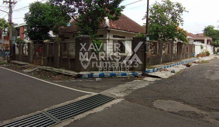 Rumah Hook Lingkungan Nyaman Aman di Jl Pulau pulau Malang 1