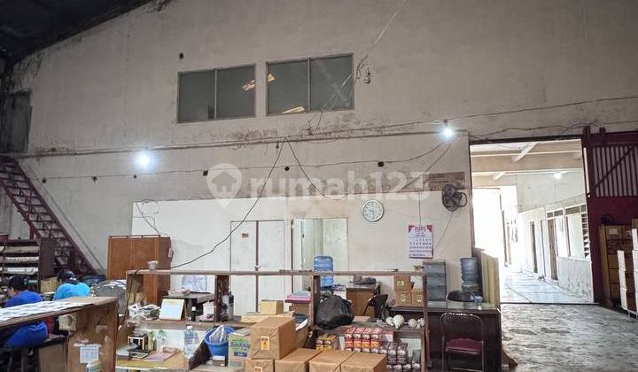 Active Factory Strategic Location in Bandulan Malang