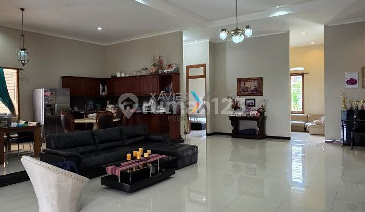 Rare Property Luxury House with Spacious Carport in Dieng Valley, Malang 2