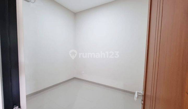 Rumah Gress di Riverfront Malang Selangkah Dari Exit Tol  6