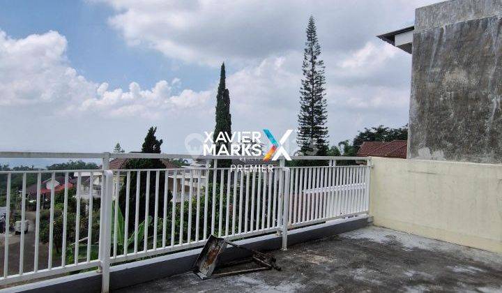 Termurah Dijual Villa 2 Lantai Full Furnished di Panderman Hills Batu 2