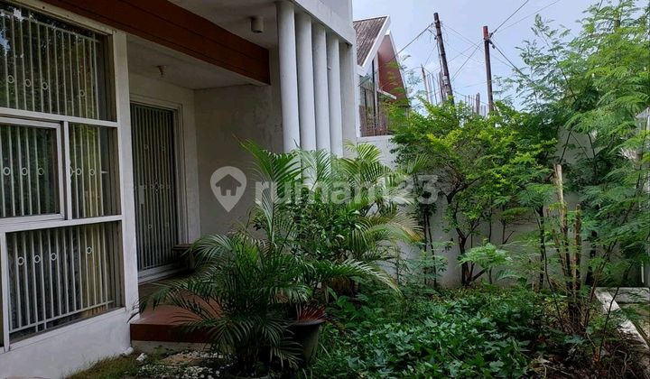 House Near Akpol Semarang 2