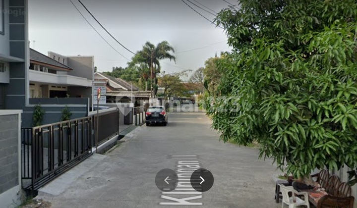 Shop House on Kliningan Wing Karawitan Street, Turangga