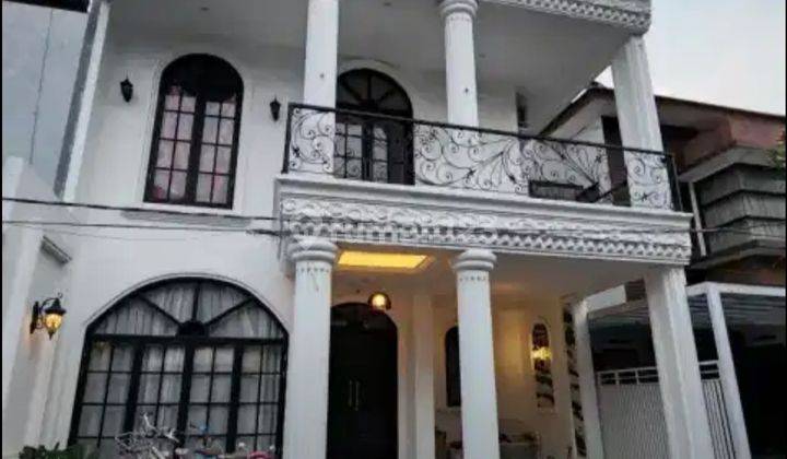 Rumah Ada Kolam Renang Di Antapani Type Eropa Clasic 1