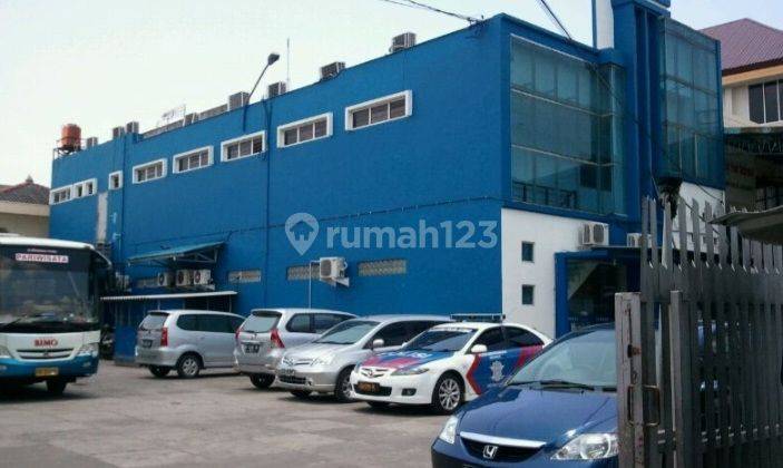 Sewa di jl.dr.Cipto - Semarang untuk kantor / show room 2
