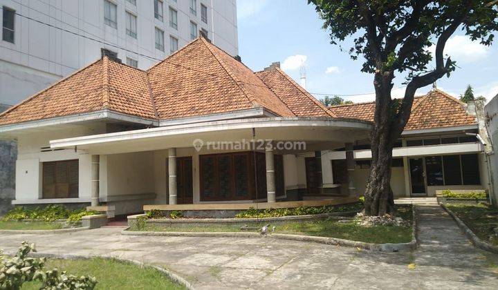 Dijual rumah  dekat Simpang Lima cocok untuk bisnis resto, cafe dan hotel 1