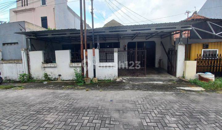 Dijual rumah butuh renovasi di Tengah Kotadi , dekat Jl. dr.Cipto.  1