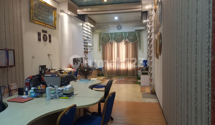 Disewakan Ruko Di Jl Gajah Raya 2