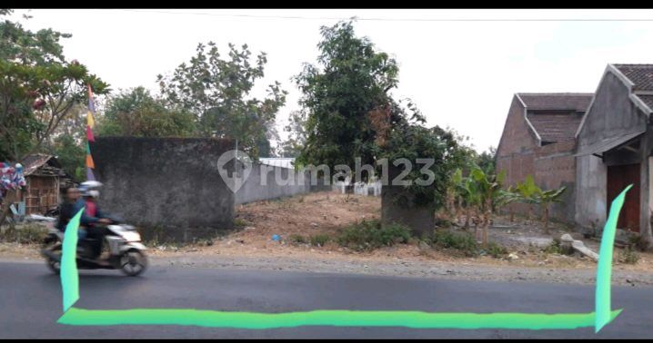 Dijual.tanah Di.jl. Raya Kuripan. Karangawen.- Demal