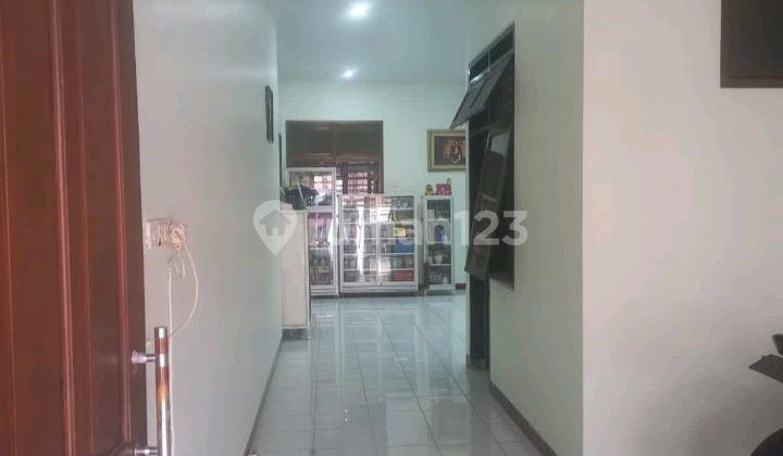 Disewakan Rumah Semi Furnished Ditengah Kota 2