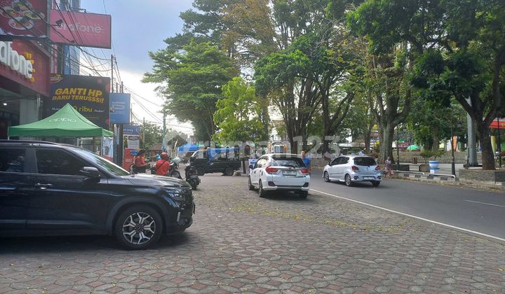 Sell 2 Side-by-side Shophouses in Salatiga 2