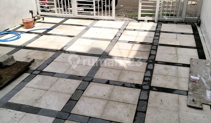 Rumah Cantik 2 Lantai Shm 3kt 2km Siap Huni Lngsng