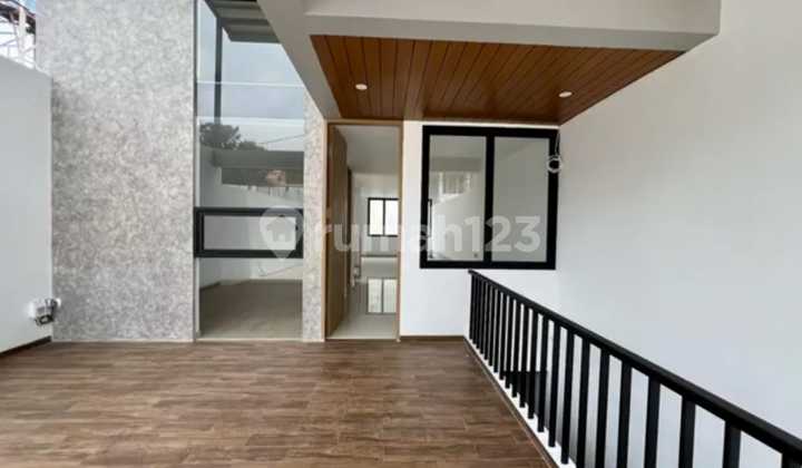 Rumah di Babakan Jeruk, Ada Tempat Untuk Usaha 2