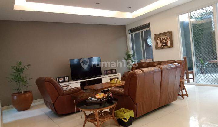 Dijual Cepat Rumah Lux Kota Baru Parahyangan 12