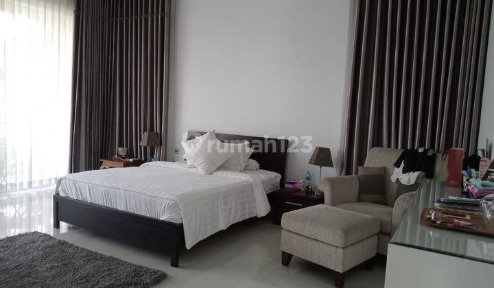 Dijual Cepat Rumah Lux Kota Baru Parahyangan 13