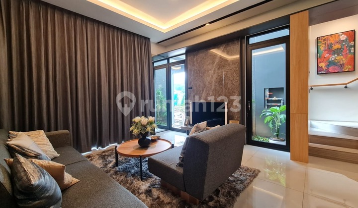 Rumah Hook Grand Nayapati Residence Kota Baru Parahyangan