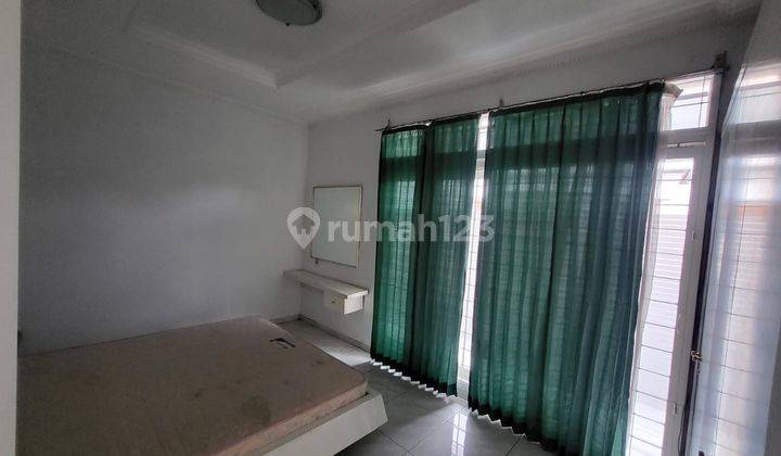 Rumah Semi Furnished di Setra Sari, Bandung Utara 8