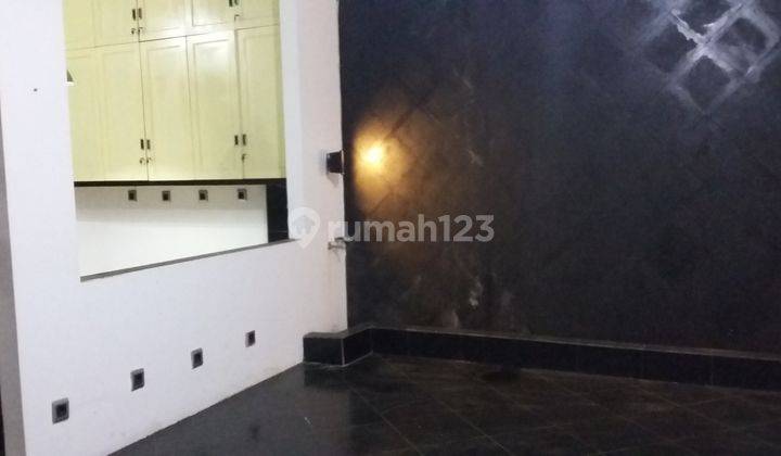 Rumah Minimalis di Sayap Pasteur, Bandung 12