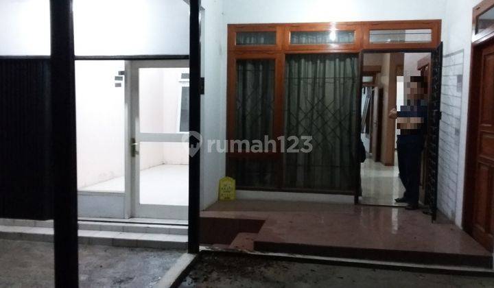 Rumah Minimalis di Sayap Pasteur, Bandung 15