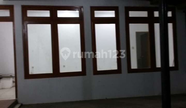 Rumah Minimalis di Sayap Pasteur, Bandung 19