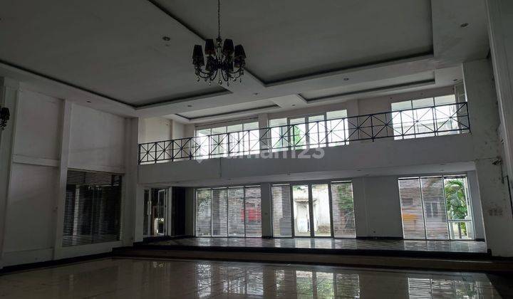 Hotel di Cibeureum Bandung, Lokasi Strategis 5