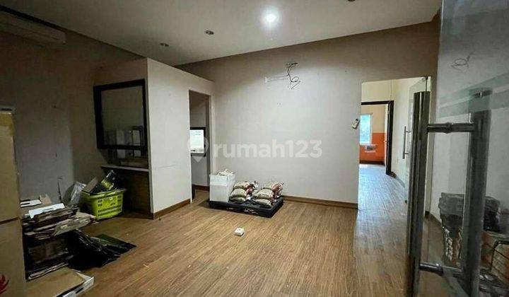 Ruko di Tebet Jakarta Selatan, Lokasi Strategis 8