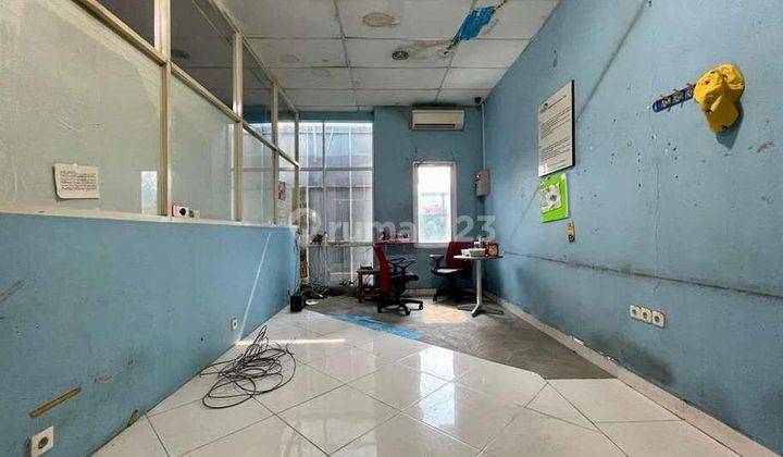 Ruko di Tebet Jakarta Selatan, Lokasi Strategis 11