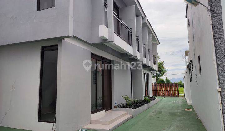 Rumah Baru 2 Lantai Minimalis di Samping Kbp 2