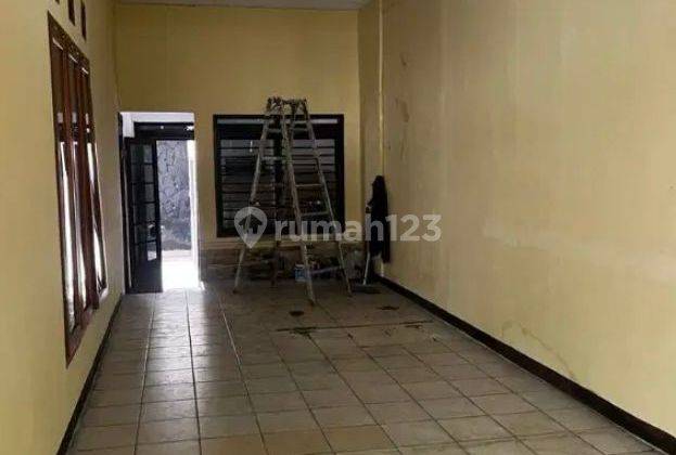 Rumah di Tubagus Ismail Lokasi Strategis 2