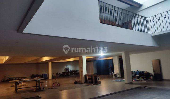 Rumah Mewah Luxury di Hegarmanah, Bandung 2