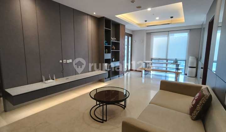 3 Bedroom Furnished Apartment at Hegarmanah Residence