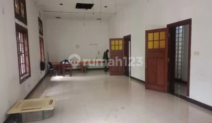 Disewakan Ruang Usaha Lebar Muka Bagus Sayap Riau