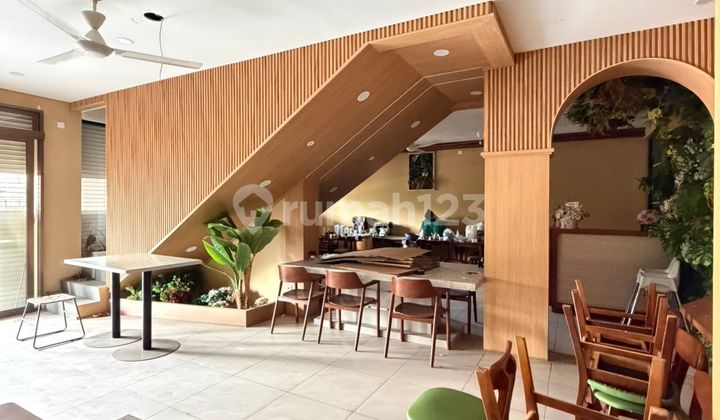 2 Ruko Rendeng di Tatar Simakirana Kota Baru Parahyangan