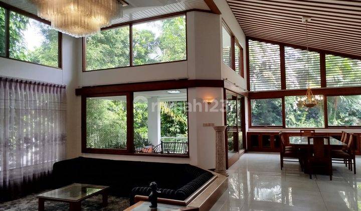 Rumah Villa Lux di Bandung Utara Budi Asih 2