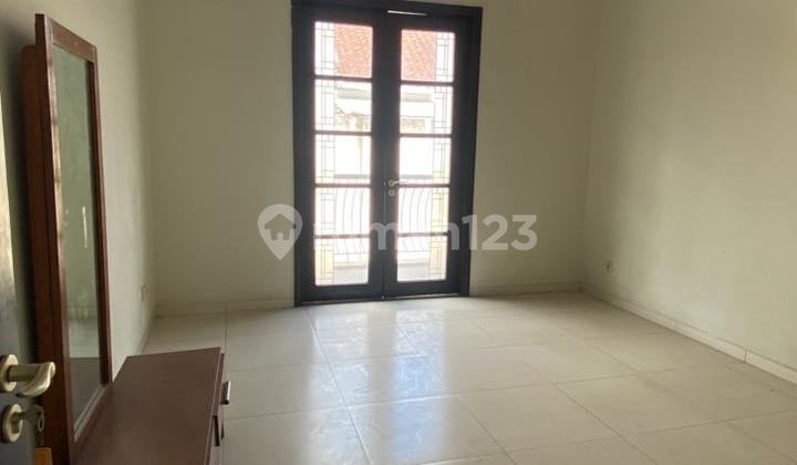 Rumah Terawat 2 Lantai di Bandung Tempo Dulu, Kbp 2