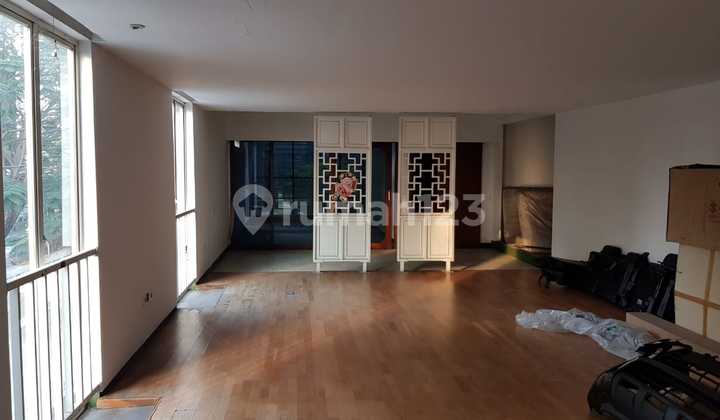 Ruang Usaha di Wastukencana Bandung Tengah Kota Ruang Usaha di Wastukencana Bandung Tengah Kota