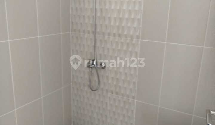 Rumah 2 Lantai di Cluster Cynthia Summarecon Bandung 2