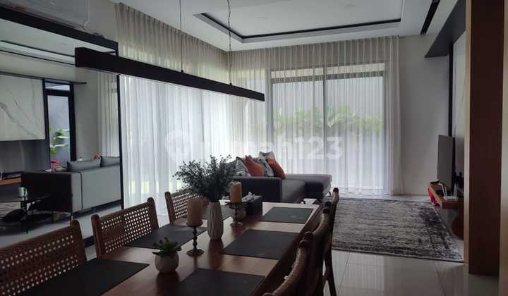 Rumah Minimalis di Kota Baru Parahyangan Dekat Ikea