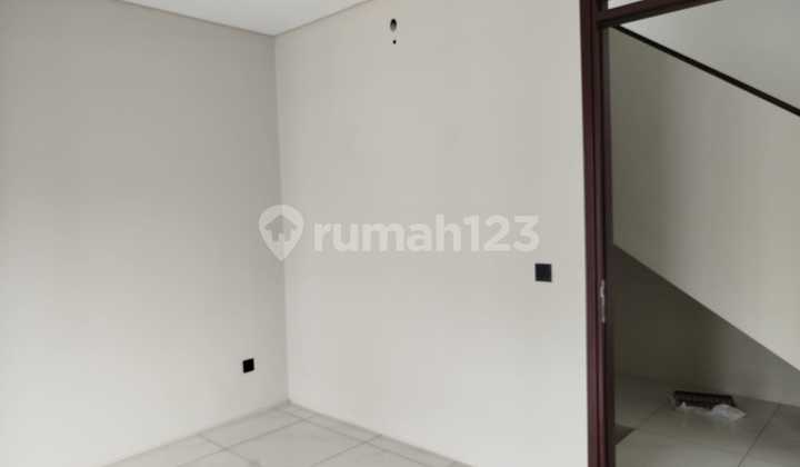 Rumah Minimalis 2 Lantai di Punawangi Kota Baru Parahyangan 2