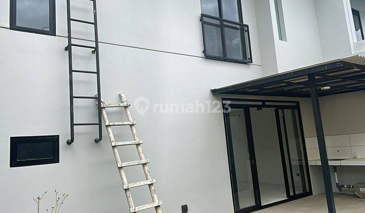 Rumah Minimalis Siap Huni di Kota Baru Parahyangan 2