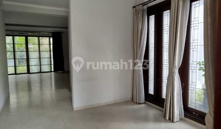 2-Story House in Old Bandung, New Parahyangan City 2