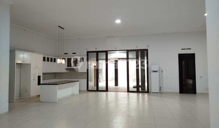 Rumah Semi Furnished di Bandung Tempo Dulu Kota Baru Parahyangan