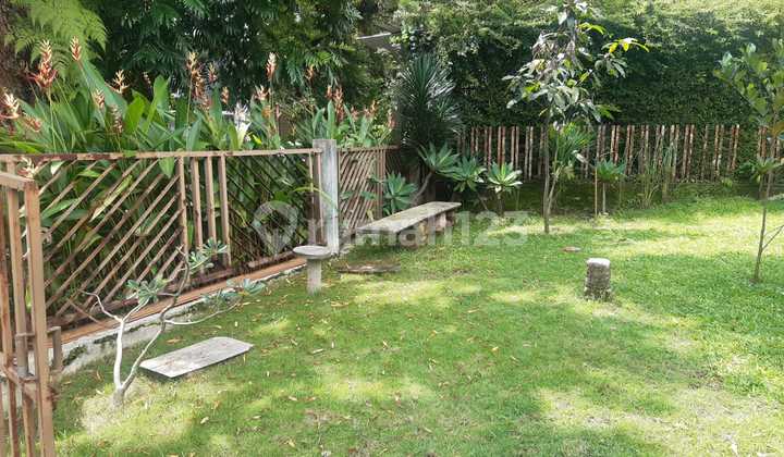 Rumah 1 Lantai di Sayap Jalan Riau, Bandung 2