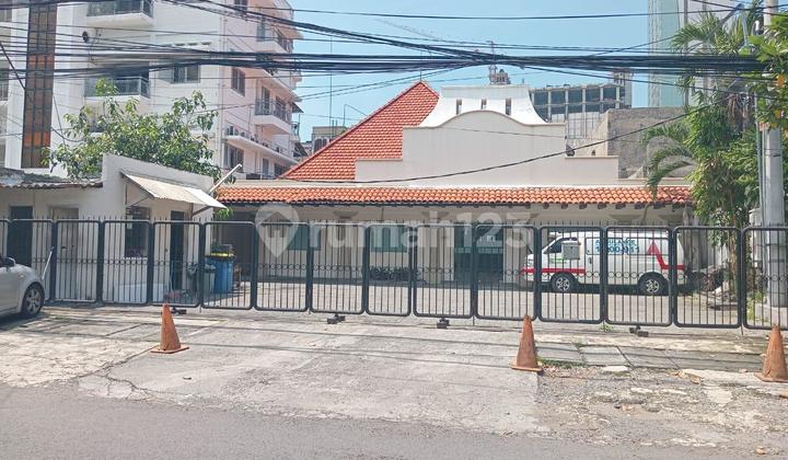 Barang Langka - Dijual Tempat Usaha di Sumatera + Irian Barat Lokasi Strategi Bangat & Cocok Buat Usaha : Resto, Cafe, Klinik Kecantikan, Klinik Kesehatan, Mini Market, Kantor, Dll