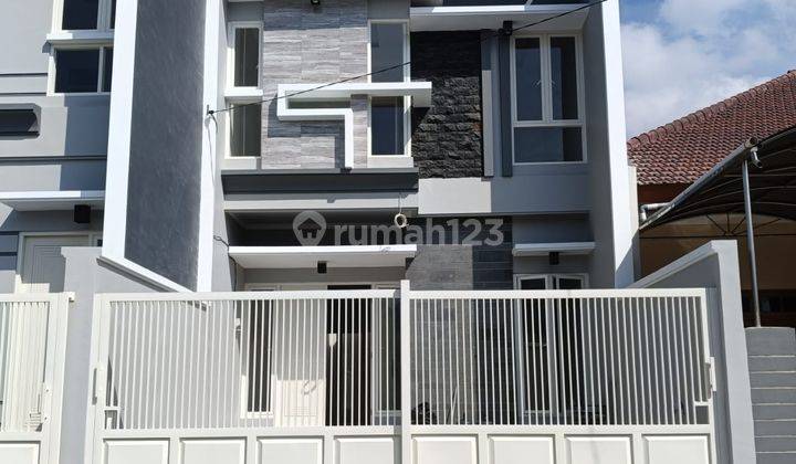 Dijual Rumah Surabaya Timur Perumahan Nginden Intan Timur 1