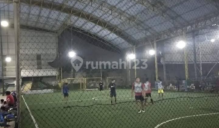 Dijual/Disewa Ex. Sport Center Dkt Romokalisari -/+ 300 Meter Dr Jalan Veteran - Gresik