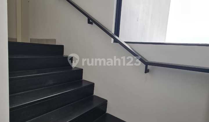 Disewakan Rumah Siap Huni Pelican Hill Citraland 2