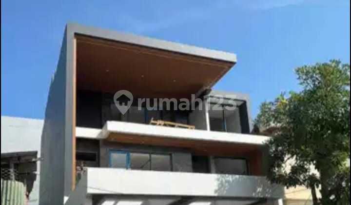 Premium Luxurious Brand New 3-Story House in Main Citraland 1